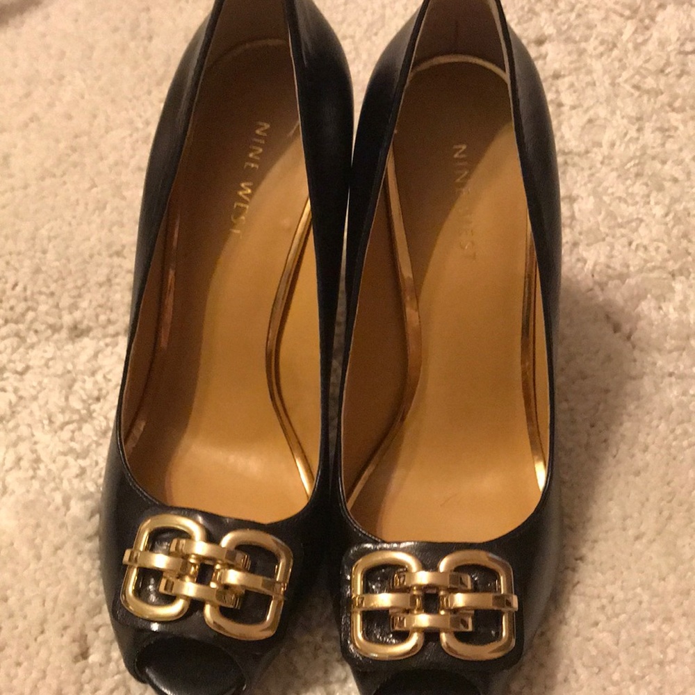 Black high heels Nine West